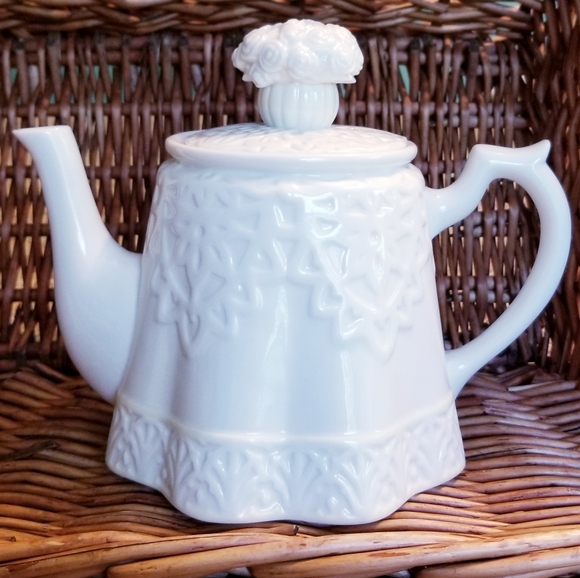 White Cottage Roses Teapot